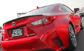 艶やかなボディカラーが印象的な愛車たち