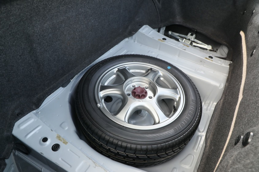 トヨタ・チェイサー(JZX90) トランク