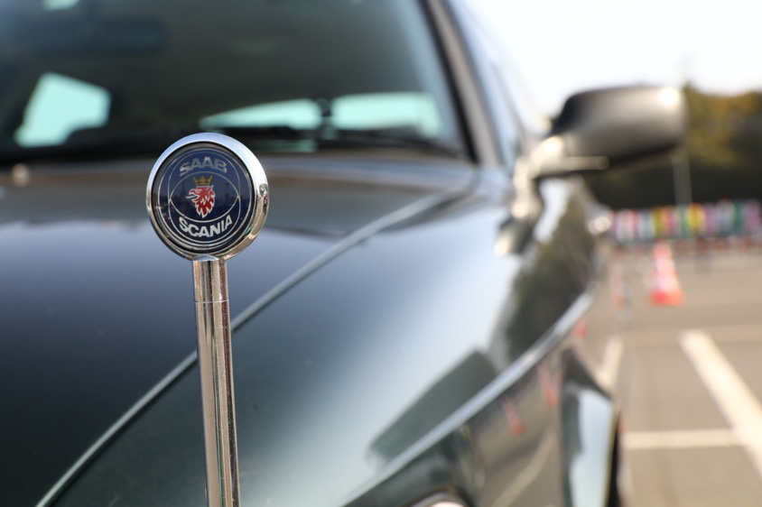 SAAB・9-3（db234） アンテナポール