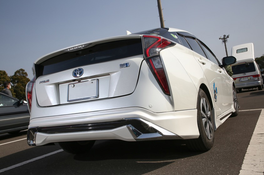 トヨタ・プリウス（ZVW50） リア