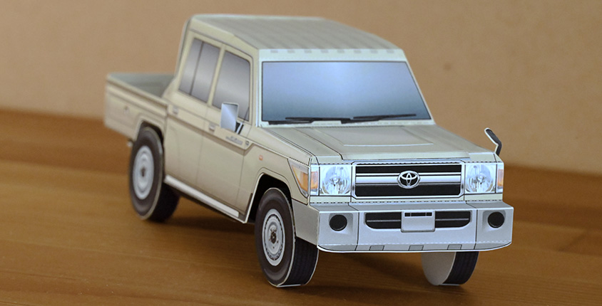 ランドクルーザー ペーパークラフト