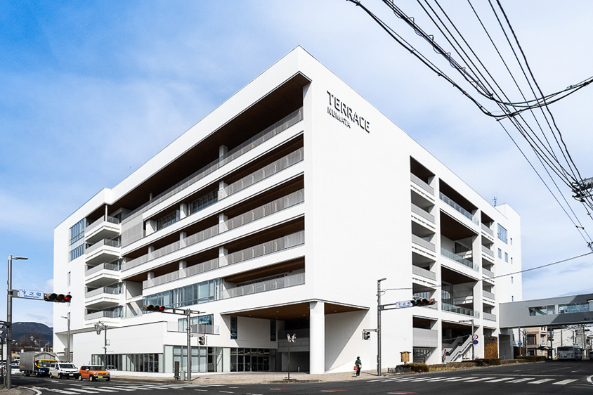 沼田市　市庁舎のある「テラス沼田」