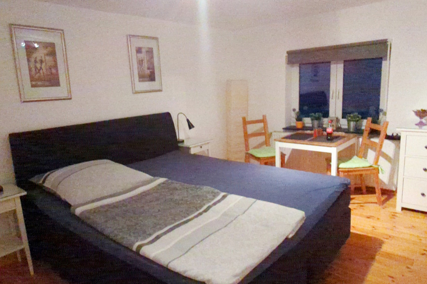 ドイツのニュルブルクリンク近くのパートメントの室内