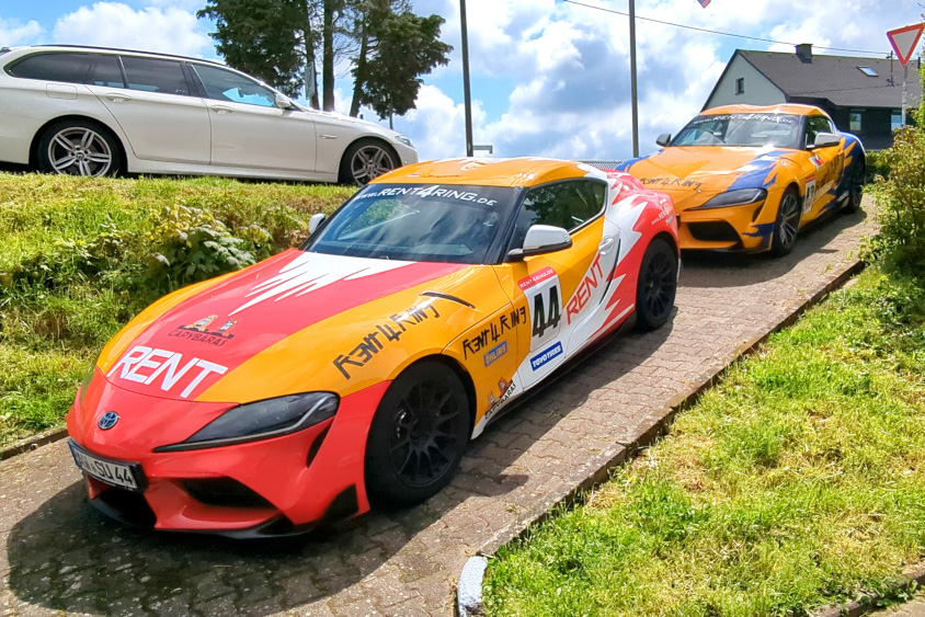 GRスープラのレーシングレンタカー