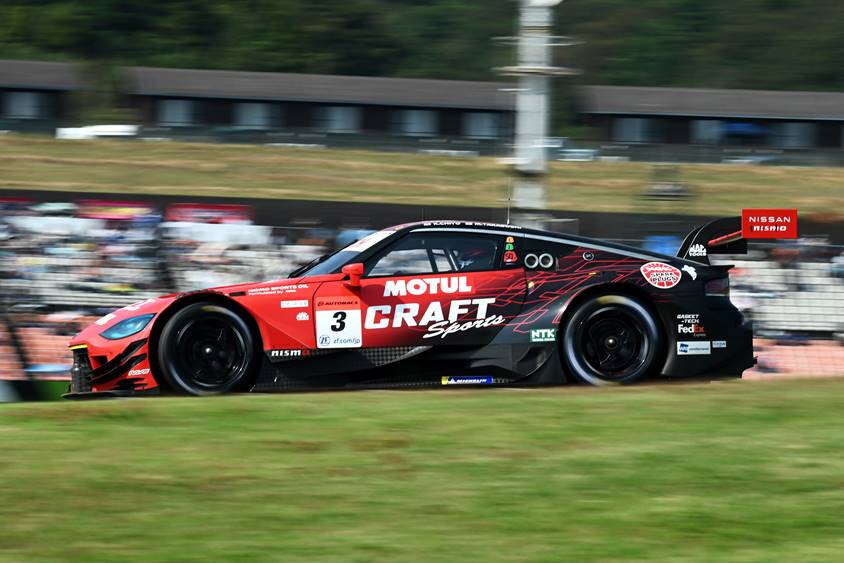 GT500 3号車 CRAFTSPORTS MOTUL Z( 千代 勝正/高星 明誠) NDDP RACING