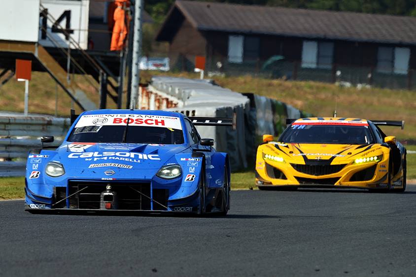 GT500 12号車  カルソニック IMPUL Z(平峰 一貴ベルトラン・バゲット) TEAM IMPUL