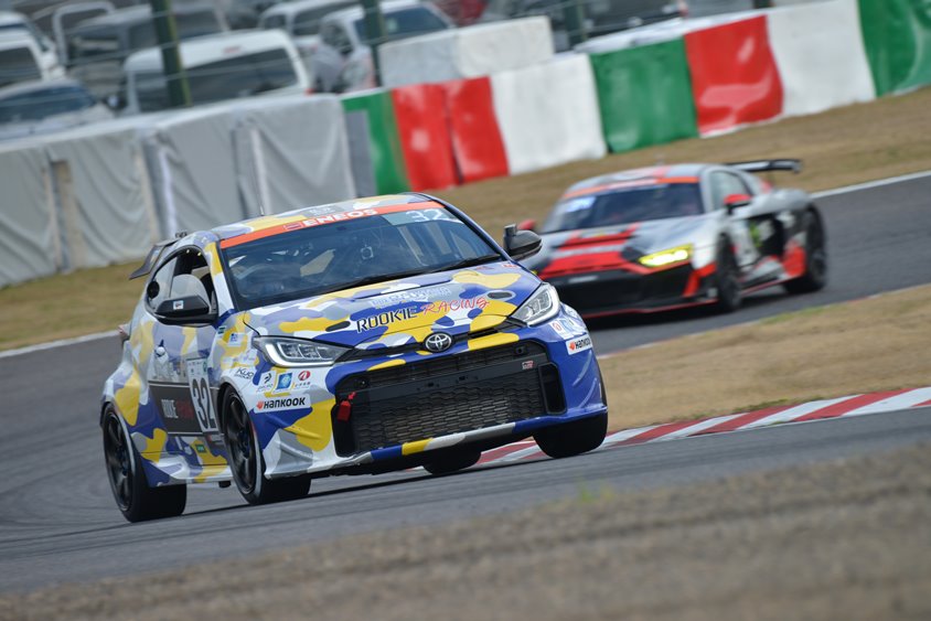 32号車　ORC ROOKIE GR Corolla H2 concept