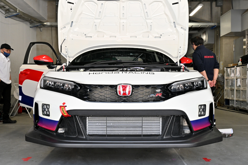 271号車CIVIC TYPE R CNF-Rのフロント（スーパー耐久公式テスト）