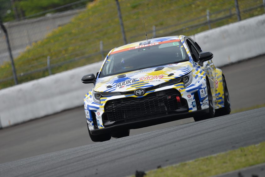 32号車 ORC ROOKIE GR Corolla H2 concept