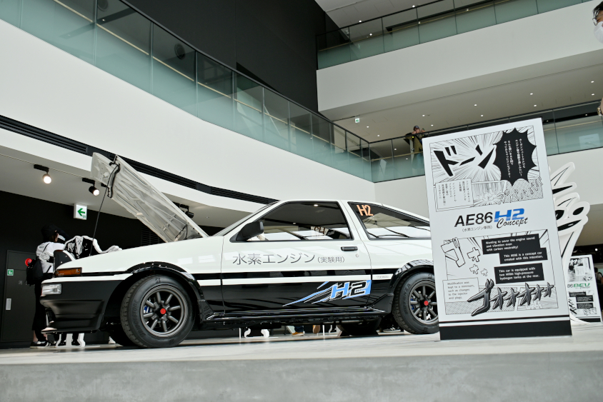 水素エンジンを搭載したスプリンタートレノ（AE86）