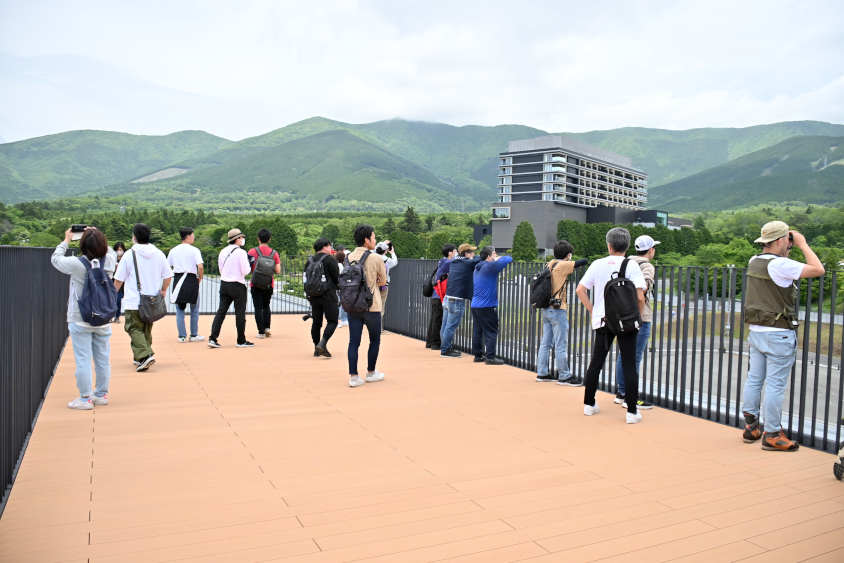 360度見渡せる屋上テラスの様子