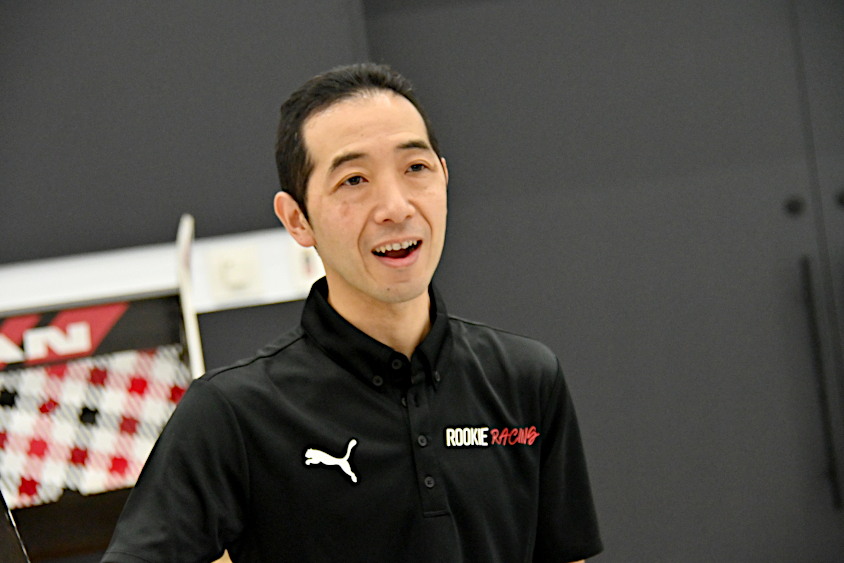 丁寧に説明してくれた錦織 健（にしきおり けん） SFチーフメカニック