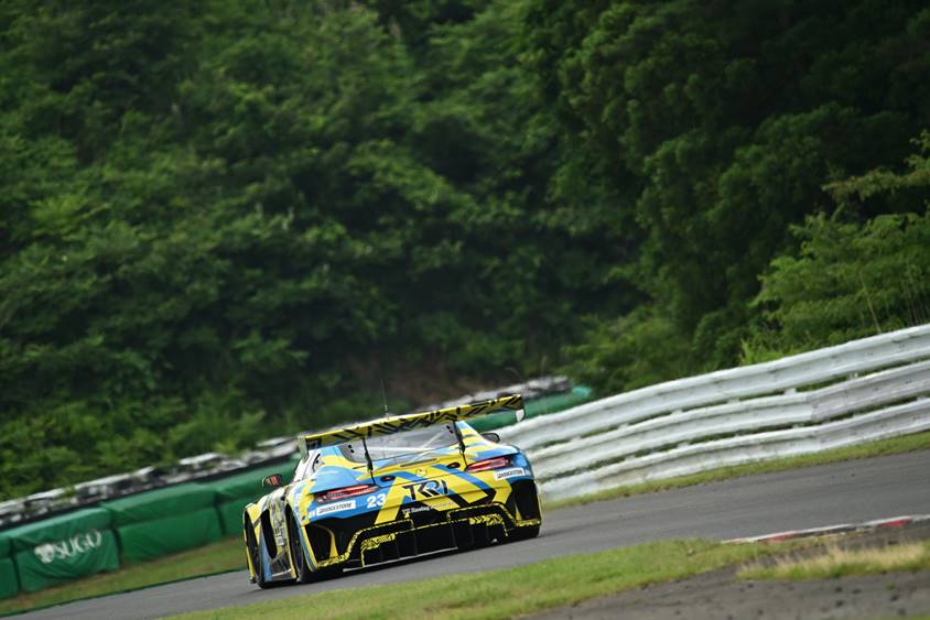 スーパ耐久第3戦SUGO ST-Xクラス優勝 23号車TKRI松永建設AMG GT3