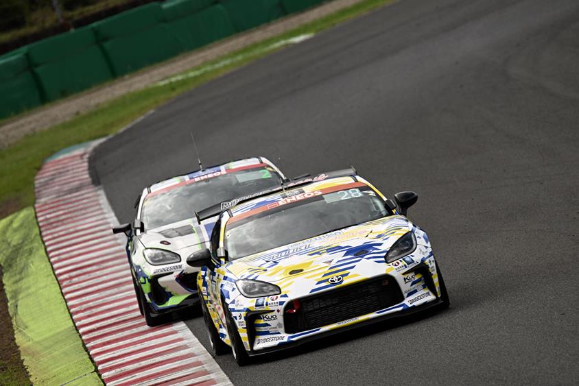 スーパ耐久第3戦SUGO　ST-ＱクラスGr-2で2位　28号車ORC ROOKIE GR86 CNF concept