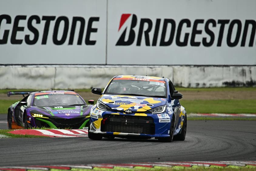 スーパ耐久第3戦SUGO　ST-ＱクラスGr-1で1位　32号車ORC ROOKIE GR Yaris