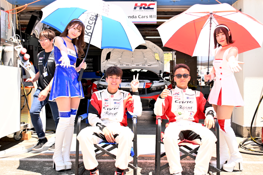 97号車 Racer HFDP CIVICの森山冬星選手と三井優介選手