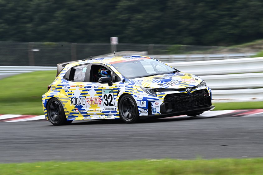 32号車ORC ROOKIE GR Corolla H2 concept
