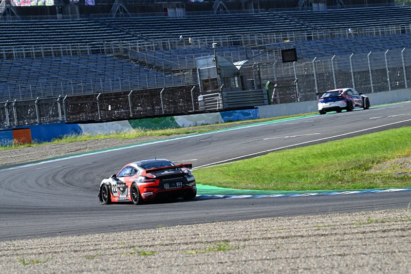 スーーパ耐久　2号車Ksフロンティア KTMカーズ　(シンティアム アップル KTM)