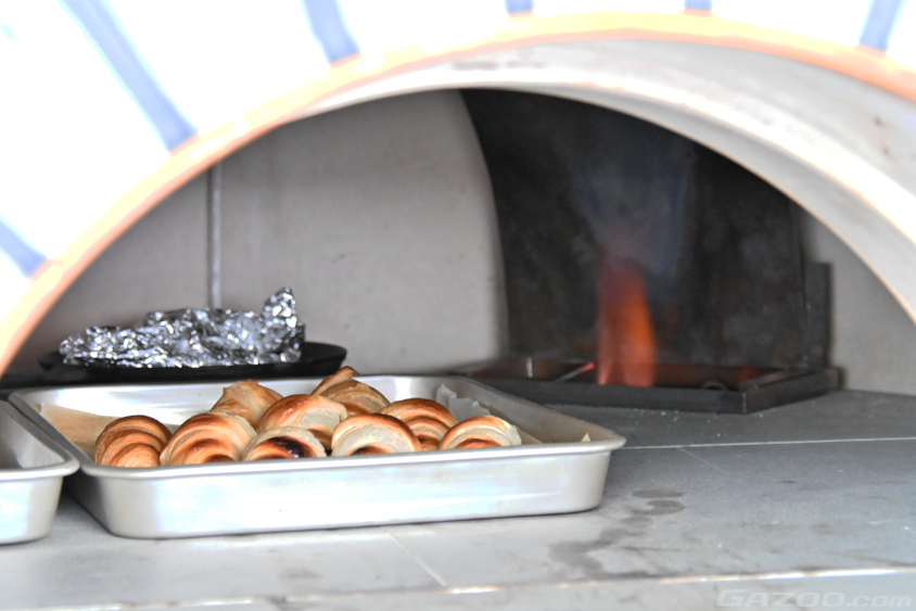 無臭の水蒸気が料理をおいしく仕上げる水素ピザ窯