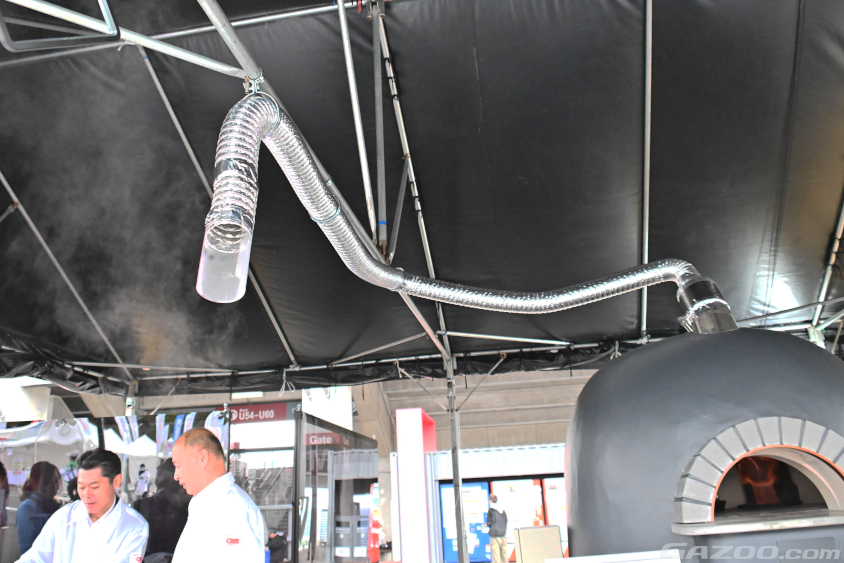 水素ビザ窯から排出される水蒸気