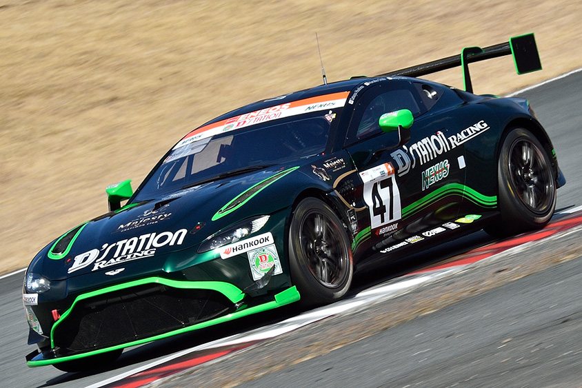 ST-1_NO.47_D'station Vantage GT8R