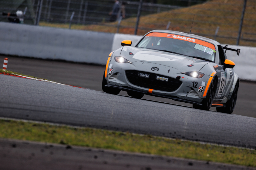 #12 	MAZDA SPIRIT RACING ROADSTER CNF concept