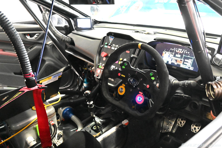 SUBARU HighPerformanceX Future Conceptの運転席