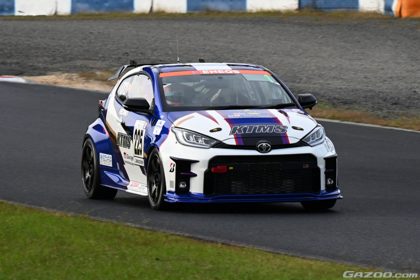 ST-2クラス 225号車 KTMS GR YARIS