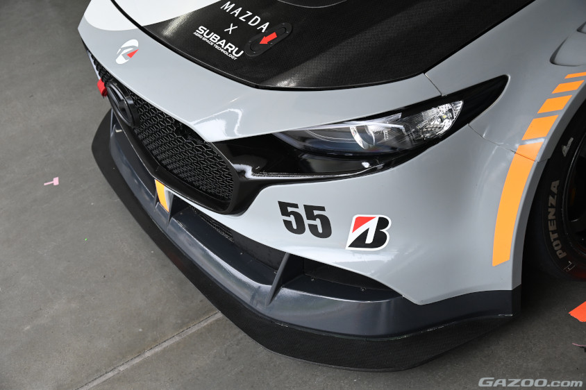 MAZDA SPIRIT RACING MAZDA3 Bio conceptの新型エアロにはスプリッターが追加されている