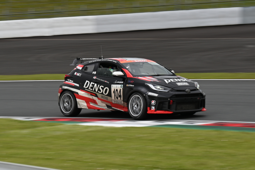 ST-Q 104号車 GR Yaris DAT Racing Concept