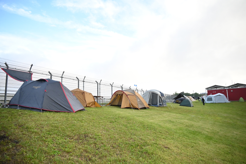 ⑪2コーナー付近