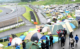 富士スピードウェイにテントの花が咲く！ 編集部がぐるっと巡った富士24時間レースキャンプガイド