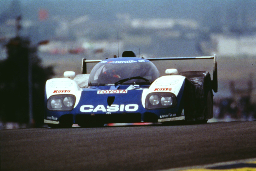 1992年にル・マン24時間で2位表彰台を獲得したTOYOTA TS010 (c)TOYOTA GAZOO Racing