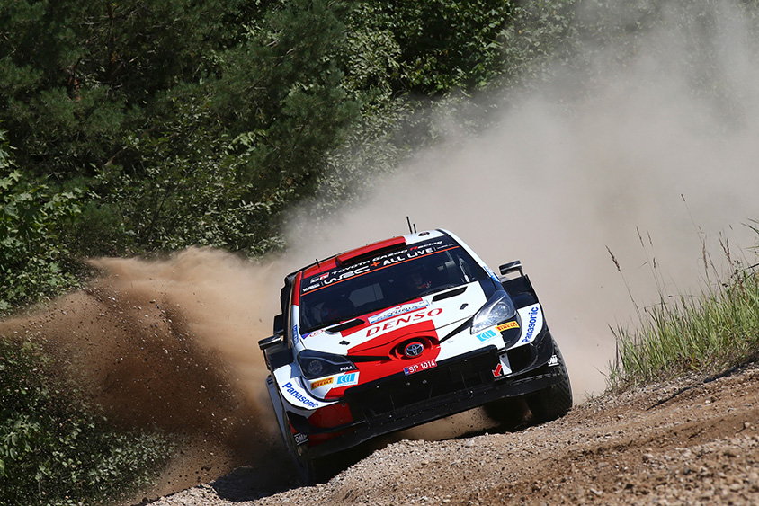 Wrc21 第7戦ラリー エストニア Tgrのロバンペラが初優勝勝 最年少優勝記録を更新 トヨタ自動車のクルマ情報サイト Gazoo