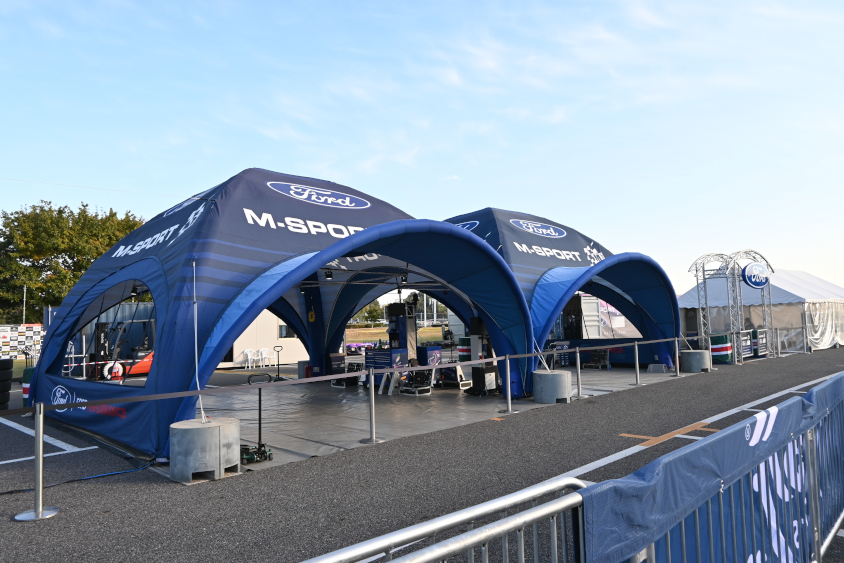 Mスポーツ・フォードWRTのサービス（フォーラムエイト・ラリージャパン2022）