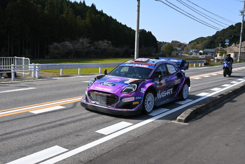 42号車Mスポーツ・フォード・ワールドラリーチーム ガス・グリーンスミス/ジェームス・フルトン