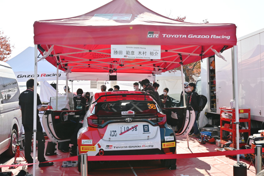 勝田範彦選手のサービス