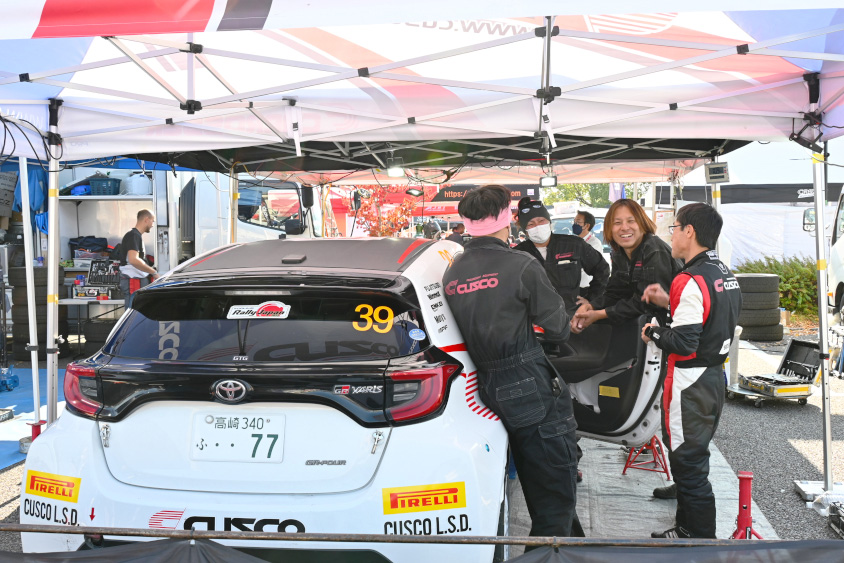 柳澤宏至選手のサービス