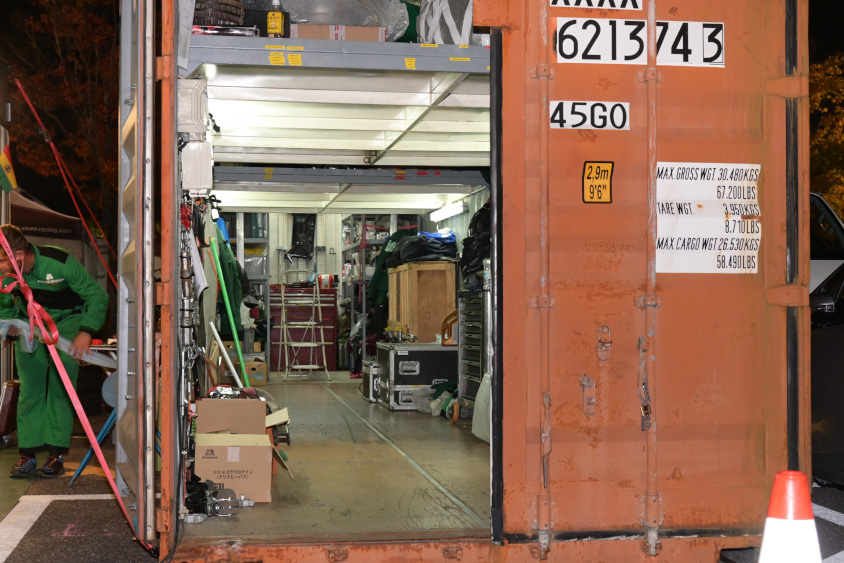 ブルーノ・ブラシア選手のコンテナ