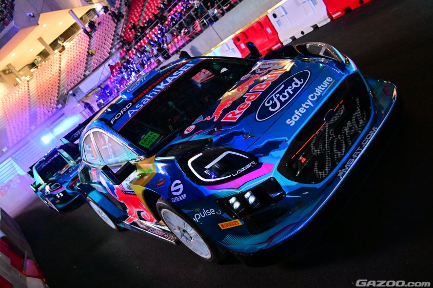 ラリージャパン　SS1を待つFORD Puma Hybrid Rally 1