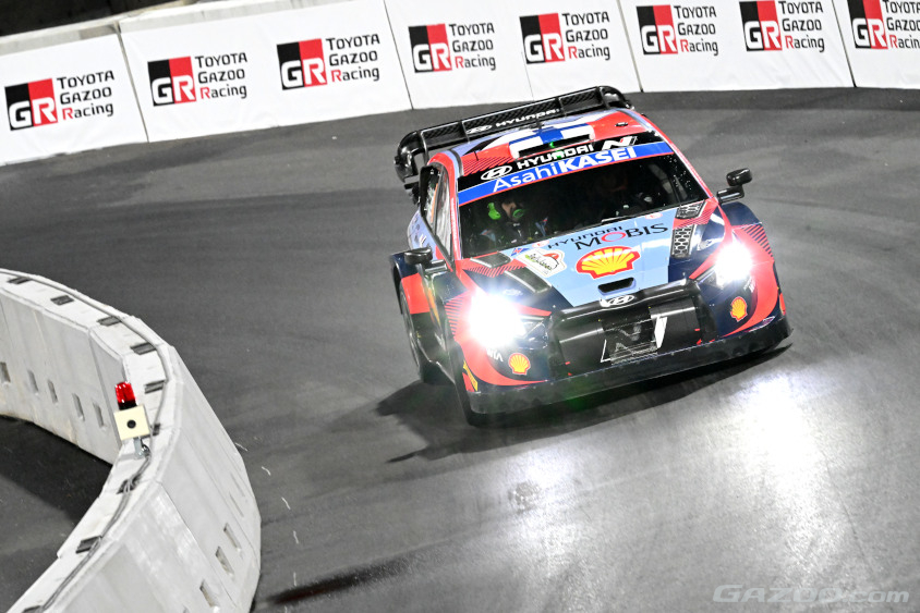 SS8となる豊田スタジアムのスーパーSSでトップタイムをたたき出したHYUNDAI SHELL MOBIS WORLD RALLY TEAMのエステッカ・ラッピ選手