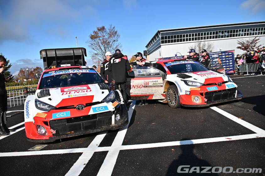 メディアゾーンやリグループエリアは、リラックスしながらもドライバー同士の重要な情報交換の場でもあります