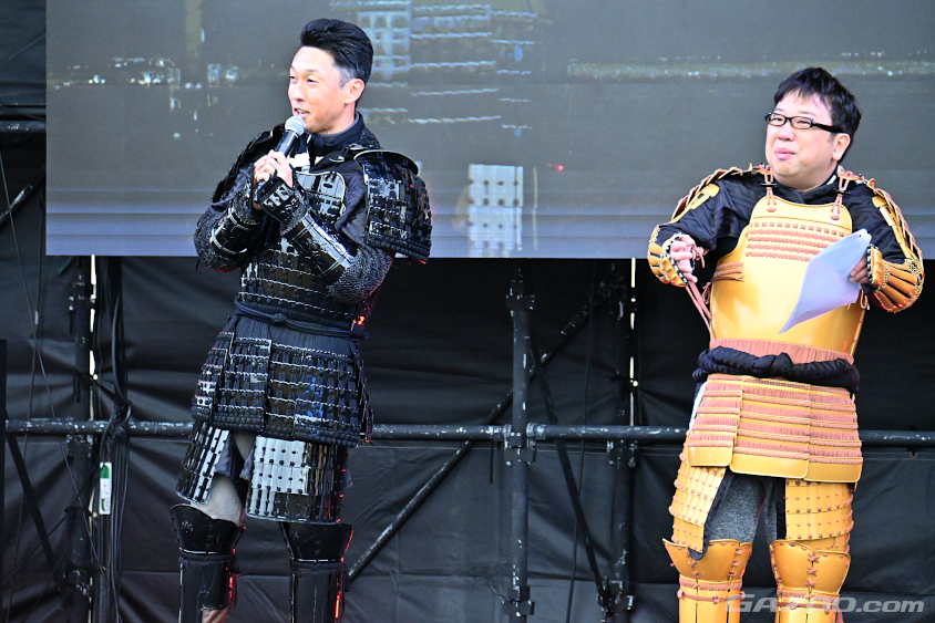 岡崎市出身のレーシングドライバーで現在はTGR-Eの副代表を務める中嶋一貴さんとステージの進行も務めた岡崎市ラリー応援隊のキャイ～ン天野ひろゆき隊長（ラリージャパン2023）