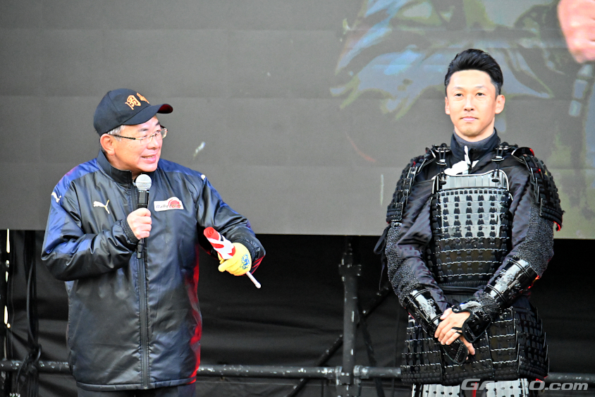 岡崎市の中根康浩市長と中嶋一貴TGR-E副会長（ラリージャパン2023）