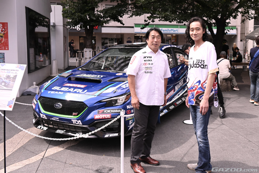 新井敏弘選手の愛機も展示