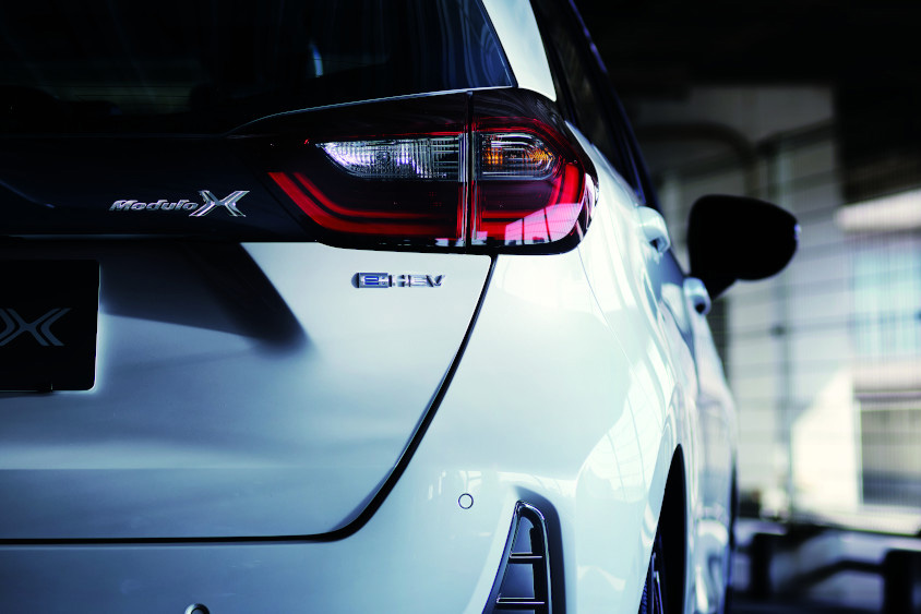 ホンダ フィット に20周年特別仕様車を設定 Fit E Hev Modulo X も登場 一部改良でコネクテッドサービスが進化 トヨタ自動車の クルマ情報サイト Gazoo ホンダ フィット に20周年特別仕様車を設定 Fit E Hev Modulo X も登場 一部改良でコネクテッドサービスが進化 トヨタ自動車の クルマ情報サイト Gazoo