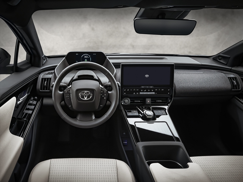 TOYOTA bZ4X(トヨタ ビーズィーフォーエックス)