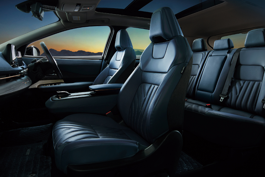 B6 limited 内装色 ブルーグレー