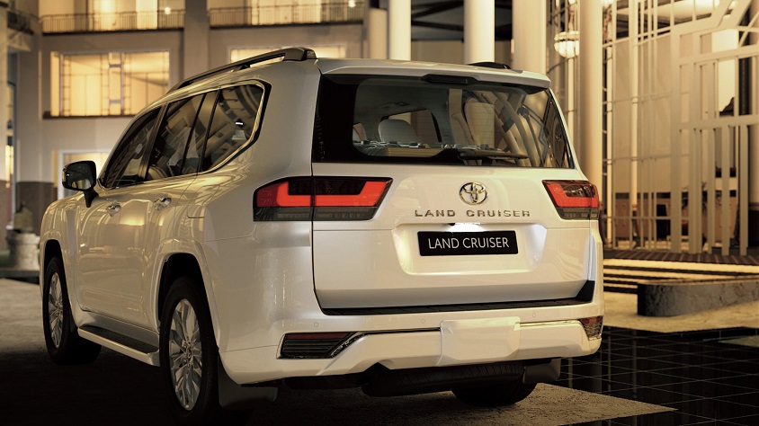 新型ランドクルーザー（海外仕様）
