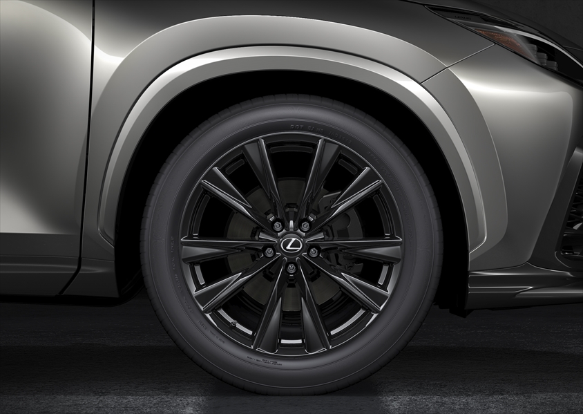 LEXUS NX 20インチアルミホイール（プロトタイプ）